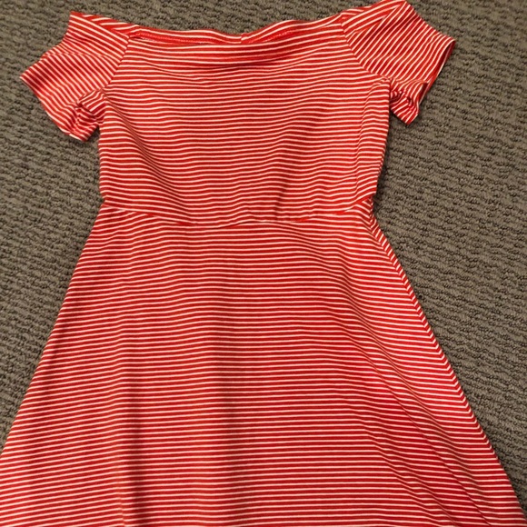 Striped off the shoulder dress NEVER WORN - Picture 1 of 1